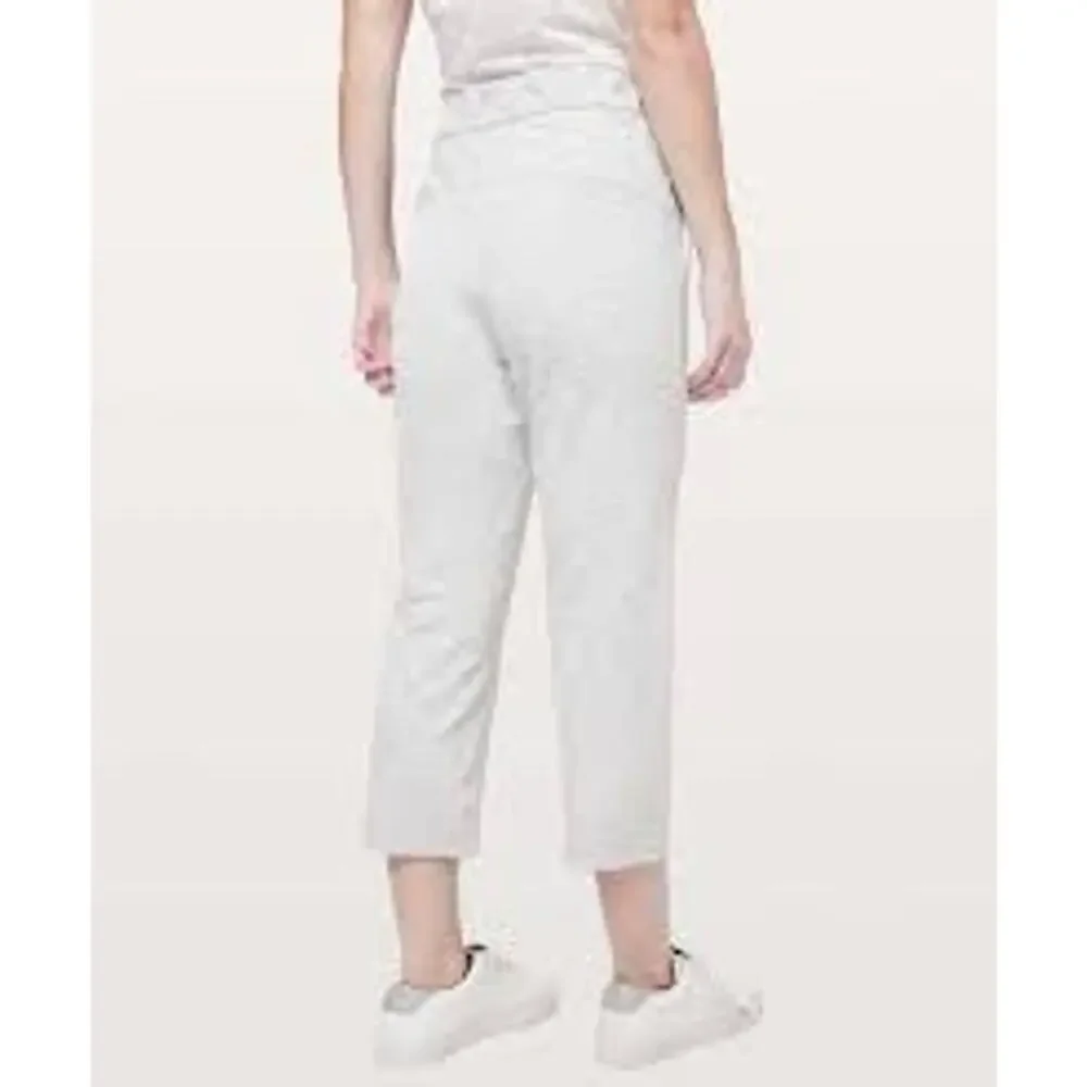 Lululemon On The Fly Pant 28